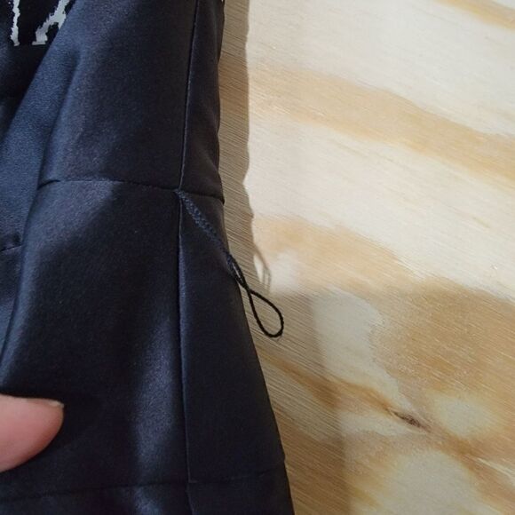 ‎White House Black Market Strapless Cocktail Dress - Picture 13 of 13